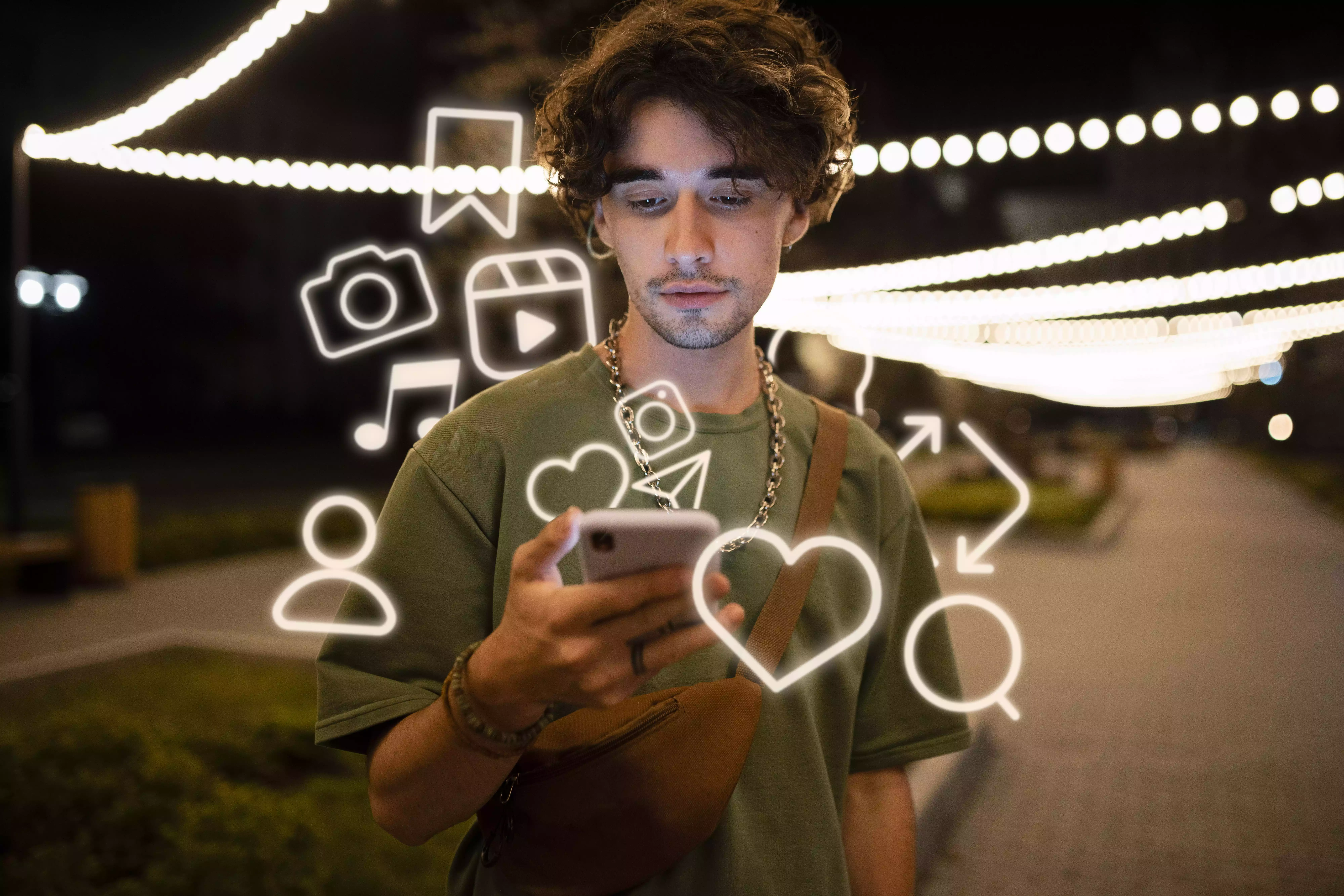 Instagram Reels vs. Stories: Engagement Comparison 2025